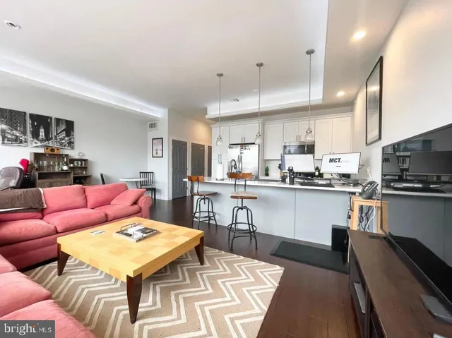 $965,000 | 1337 North Franklin Street, Philadelphia, PA 19122