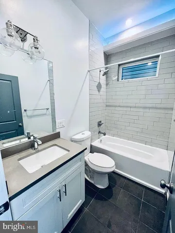 $965,000 | 1337 North Franklin Street, Philadelphia, PA 19122