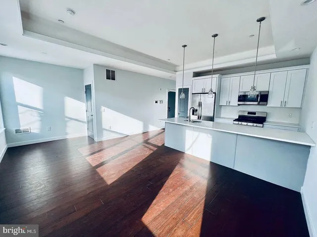 $965,000 | 1337 North Franklin Street, Philadelphia, PA 19122