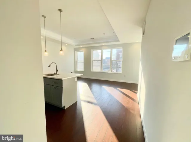$965,000 | 1337 North Franklin Street, Philadelphia, PA 19122