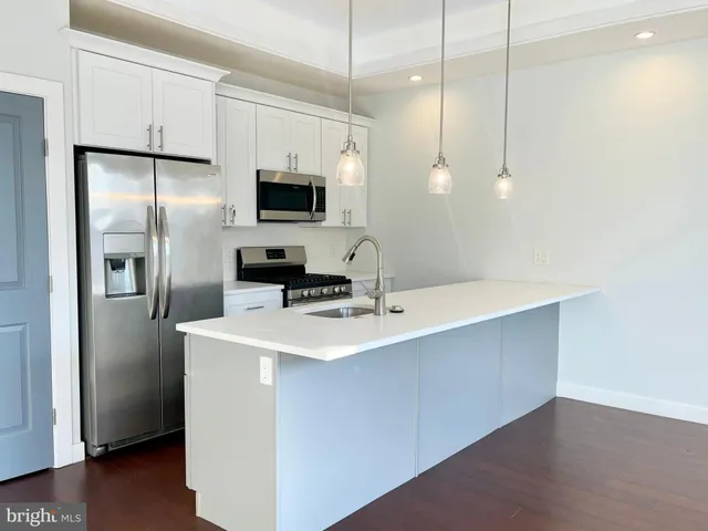 $965,000 | 1337 North Franklin Street, Philadelphia, PA 19122