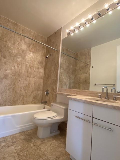 301 West 57th Street, Unit 18A Manhattan, NY 10019 - Photo 8 of 14 bathroom