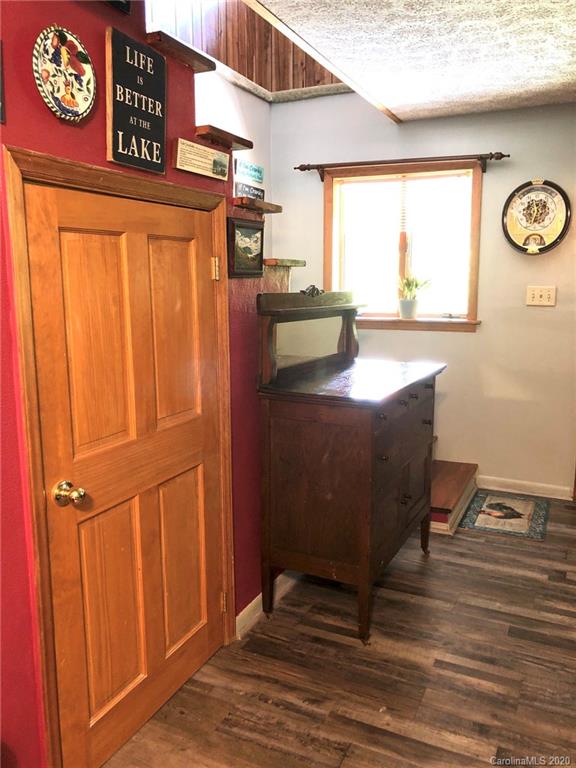 34 Gator Drive Waynesville, NC 28785 - Photo 17 of 32 Gallery Image 17
