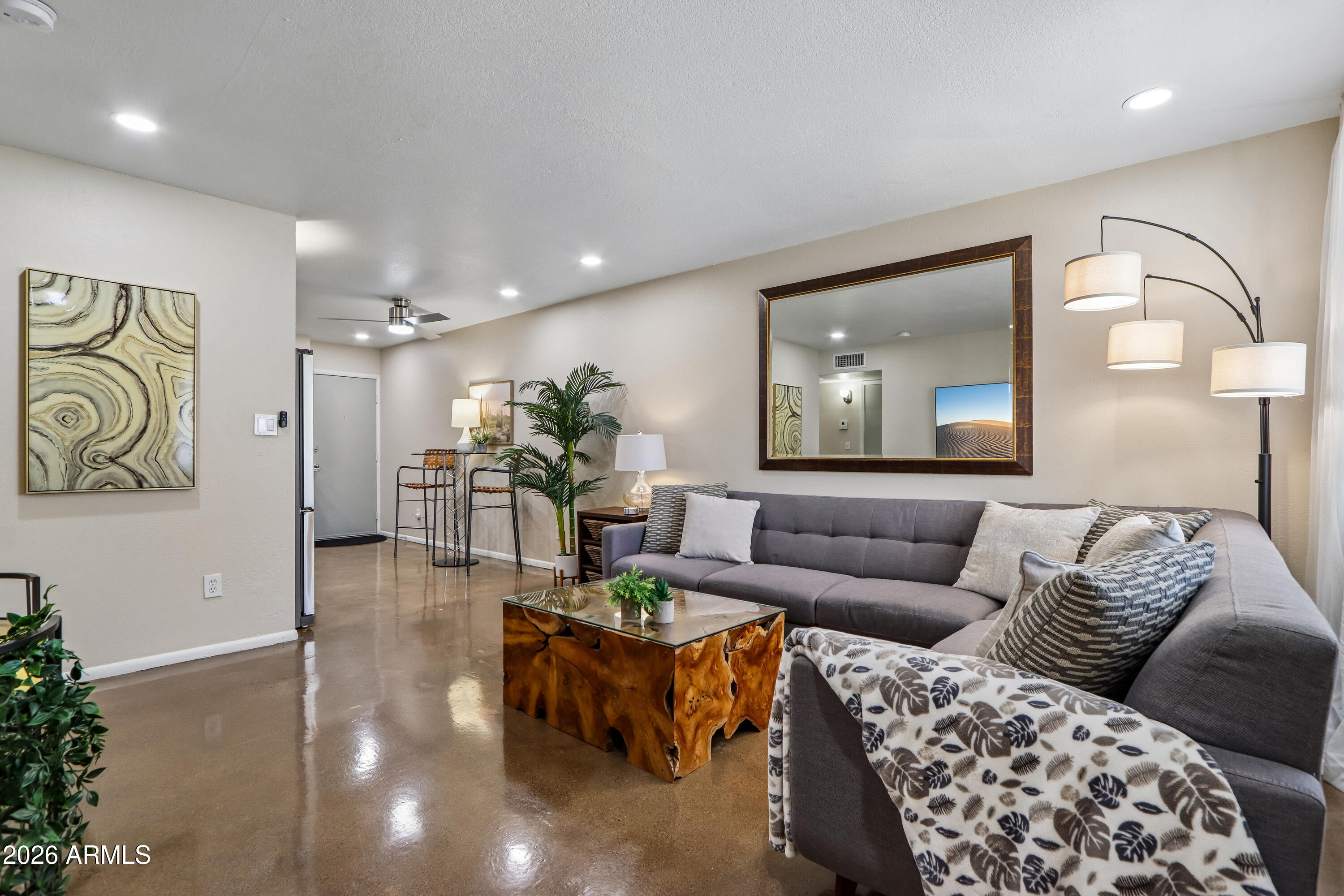 6819 North 12th Street, Unit 9 Phoenix, AZ 85014 - Photo 5 of 29 Living Room