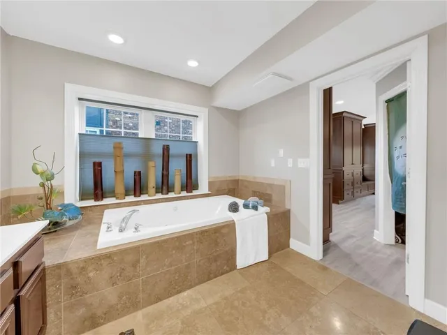 $469,000 | 4342 Rockhill Road, Unit 3, Kansas City, MO 64110