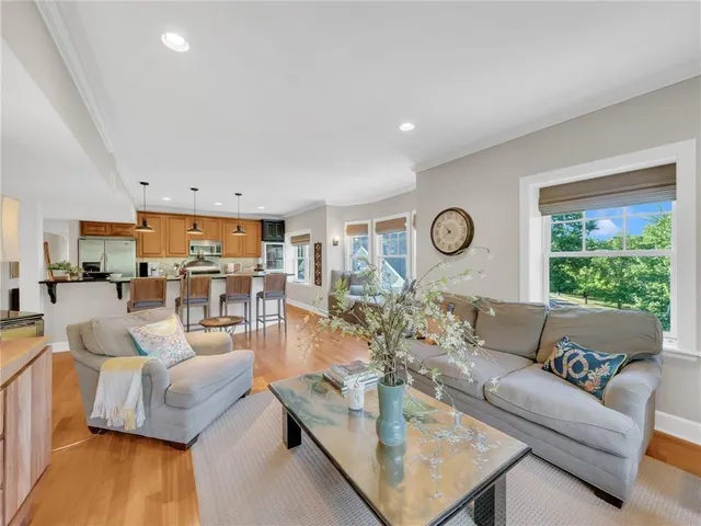 $469,000 | 4342 Rockhill Road, Unit 3, Kansas City, MO 64110