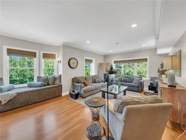 $469,000 | 4342 Rockhill Road, Unit 3, Kansas City, MO 64110