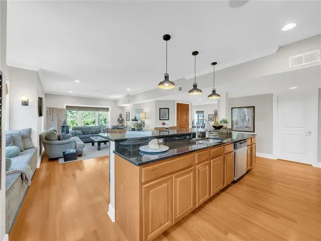 $469,000 | 4342 Rockhill Road, Unit 3, Kansas City, MO 64110