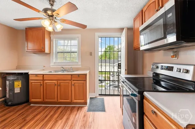 $1,450 | 1514 Augusta Avenue, Unit 1/2, Savannah, GA 31415