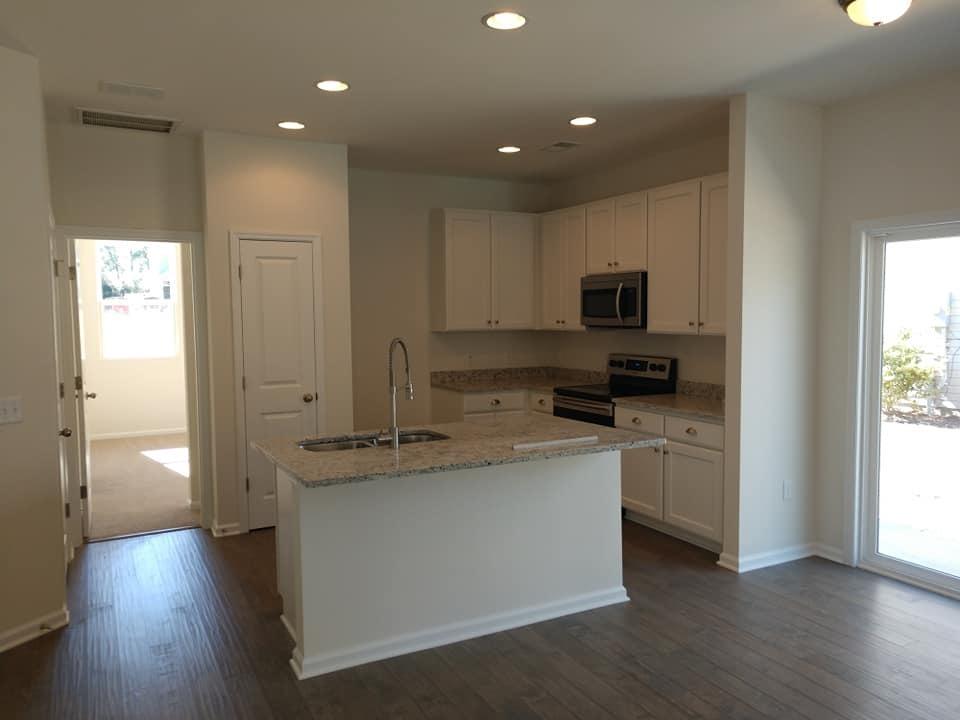 384 Flyway Road, Unit 50 Goose Creek, SC 29445 - Photo 6 of 19 384 Kitchen