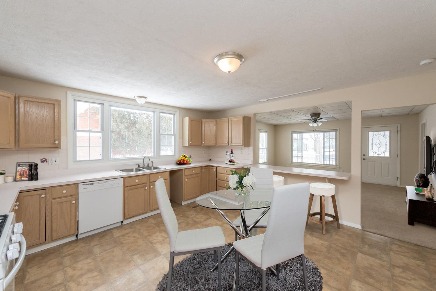645 South Main Street Chelsea, MI 48118 - Photo 5 of 46 Photo 5