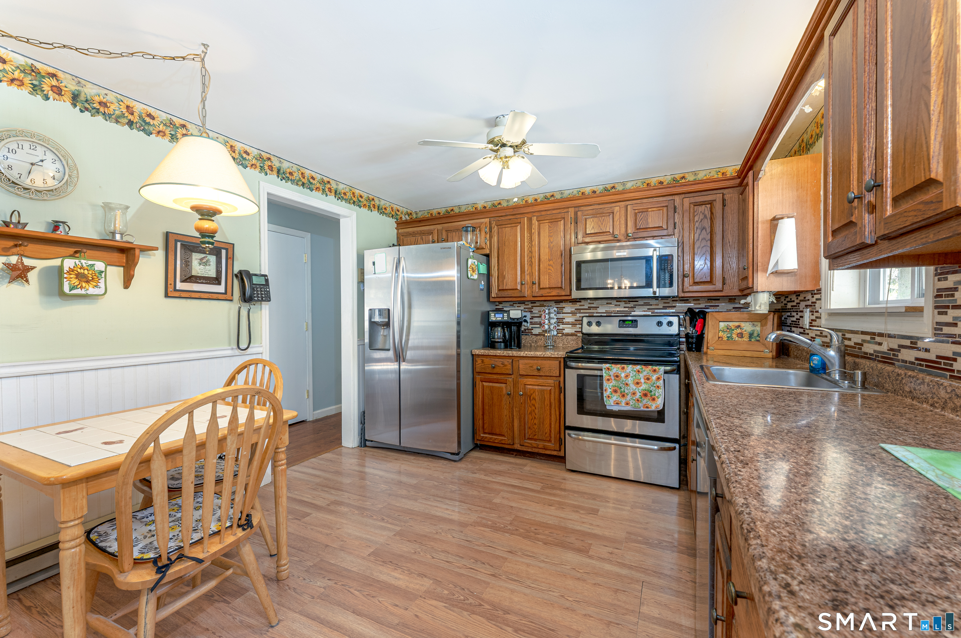 332 Union City Road Naugatuck, CT 06770 - Photo 13 of 33