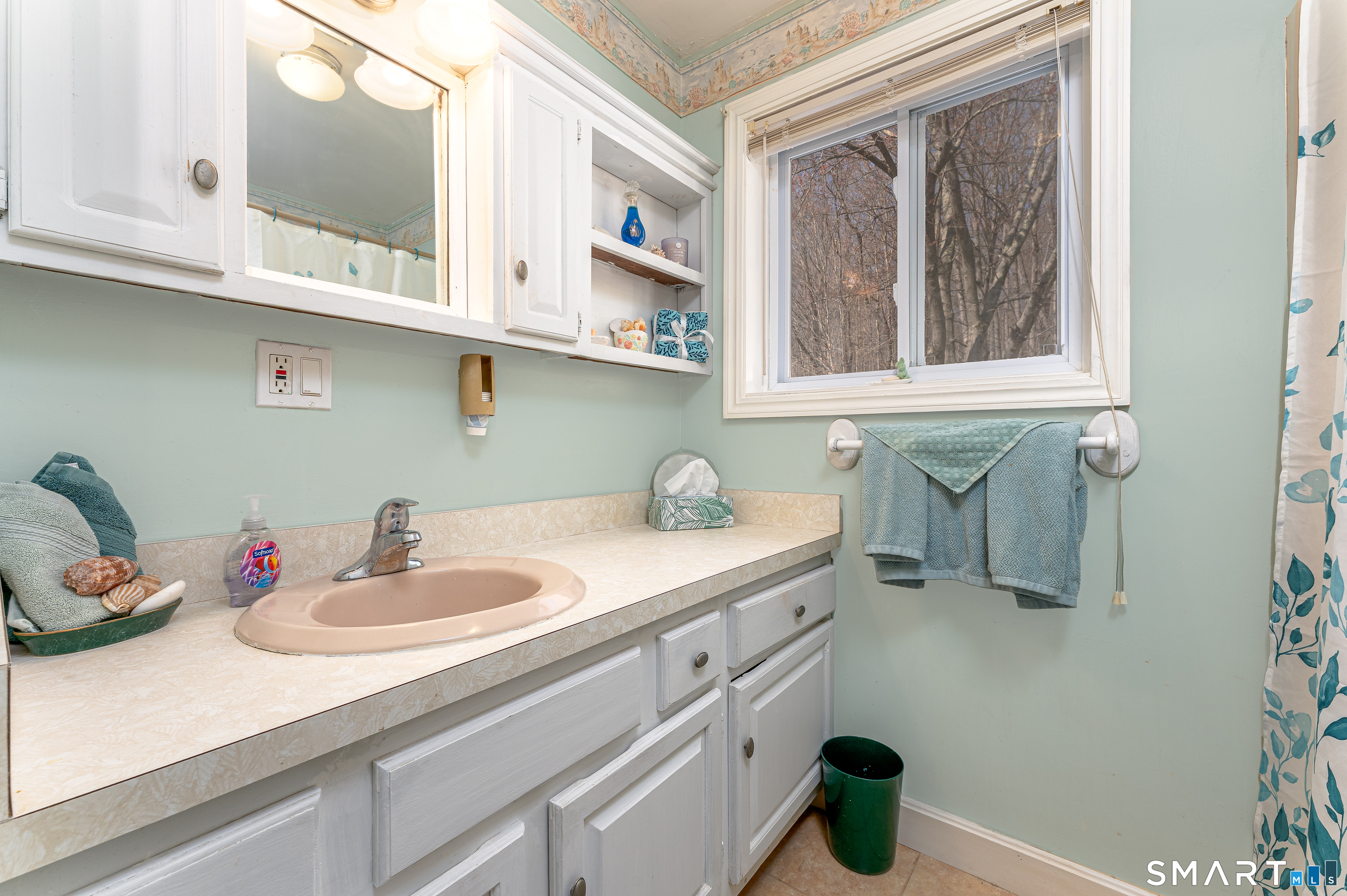 332 Union City Road Naugatuck, CT 06770 - Photo 16 of 33