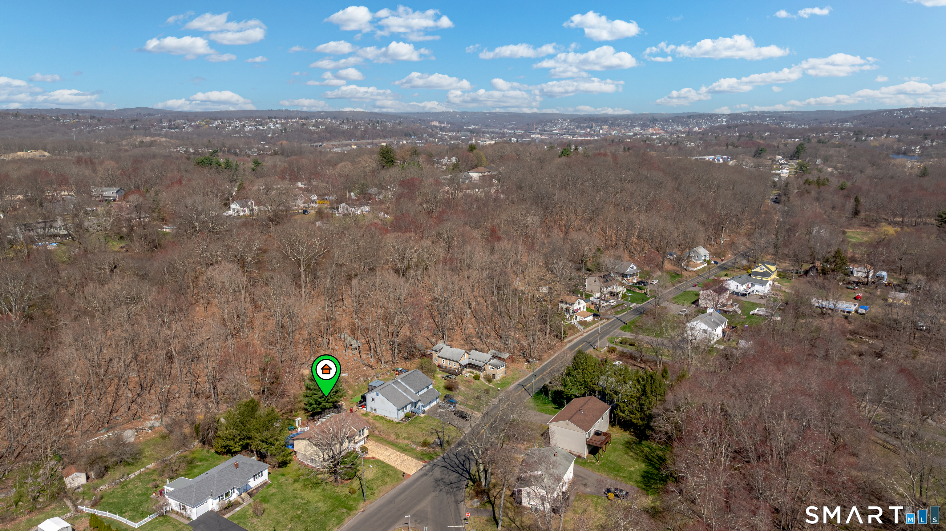 332 Union City Road Naugatuck, CT 06770 - Photo 6 of 33