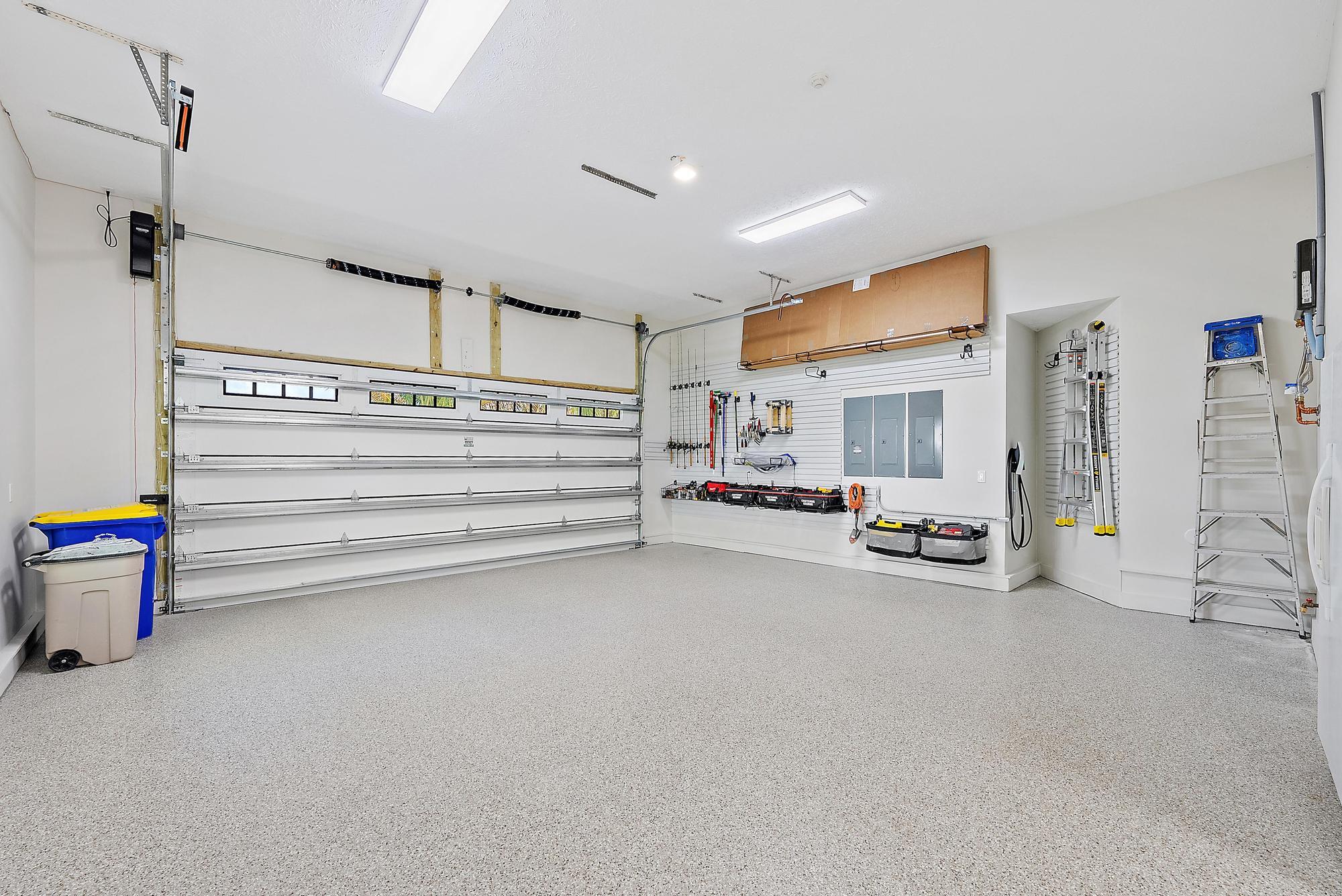 19 Island Road Sewall's Point, FL 34996 - Photo 33 of 50 Garage