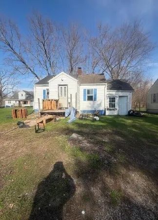 $24,900 | 2742 Territorial Road, Benton Harbor, MI 49022