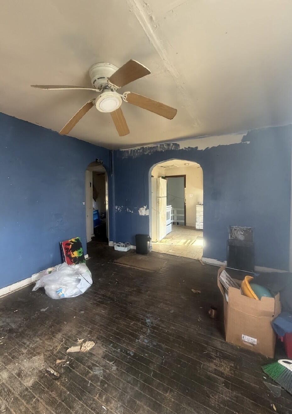 2742 Territorial Road Benton Harbor, MI 49022 - Photo 7 of 16 2742 Territorial 111