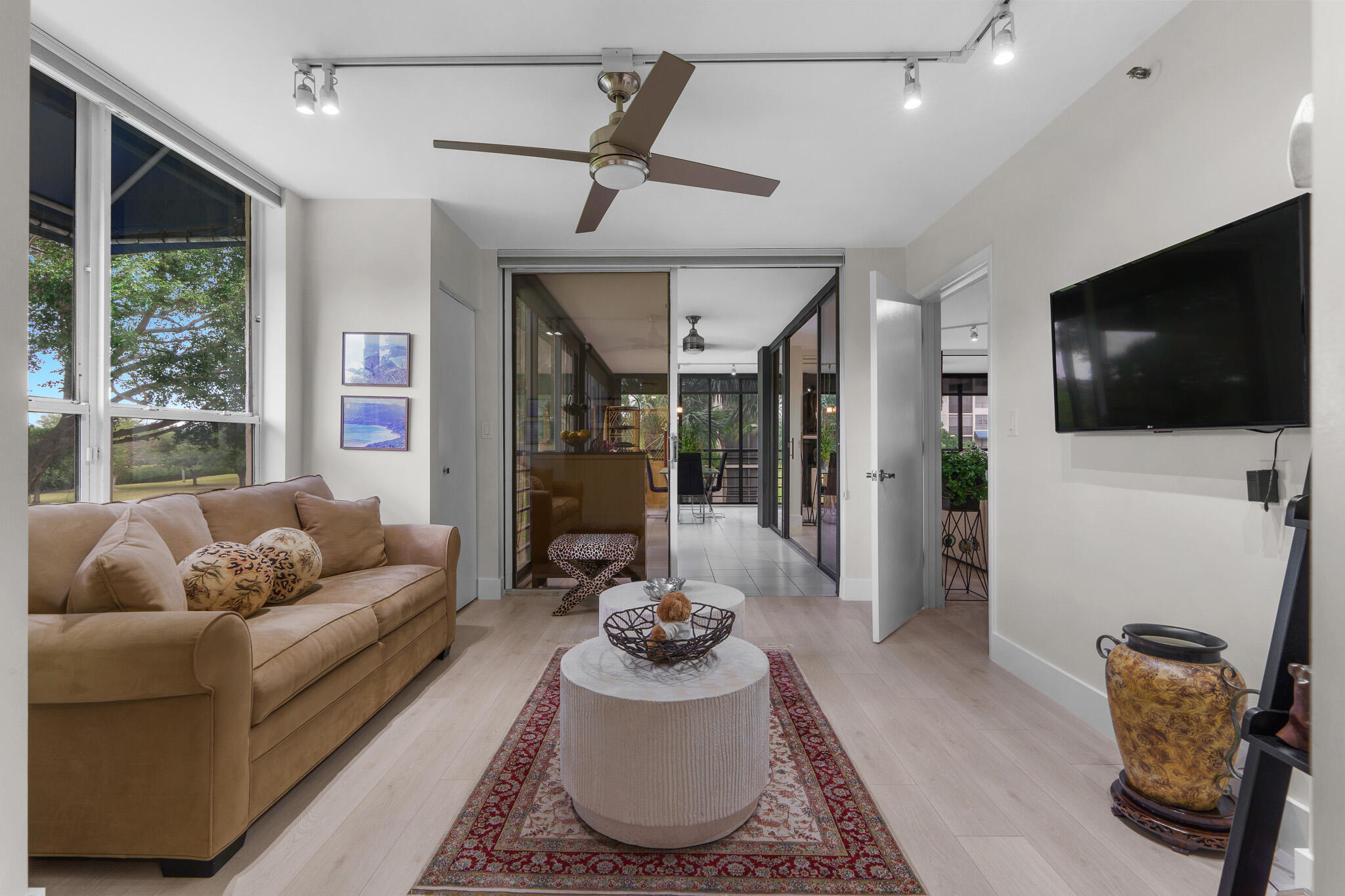 7572 Regency Lake Drive, Unit 302 Boca Raton, FL 33433 - Photo 12 of 58 DSC08035