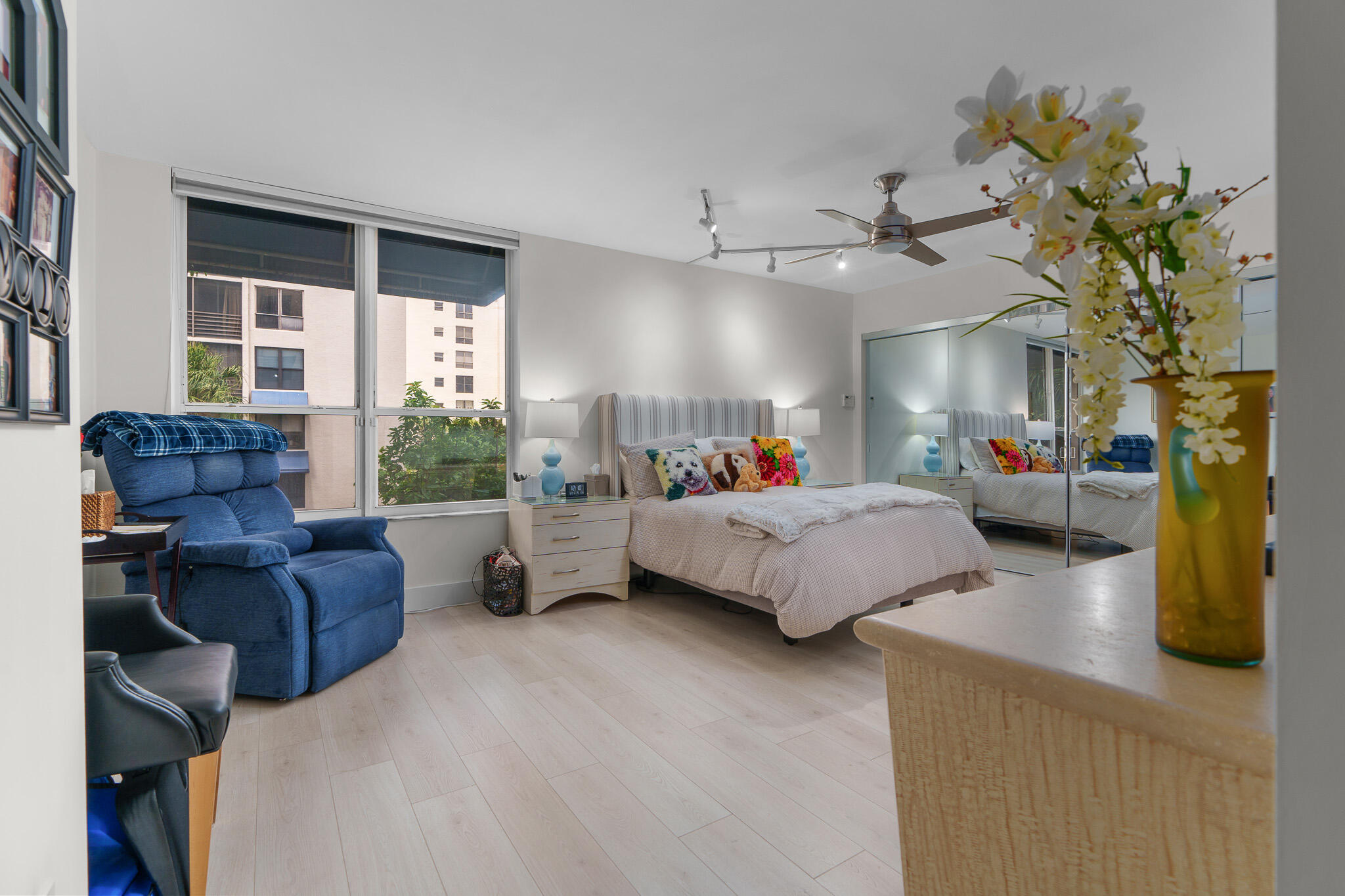7572 Regency Lake Drive, Unit 302 Boca Raton, FL 33433 - Photo 31 of 58 DSC08055