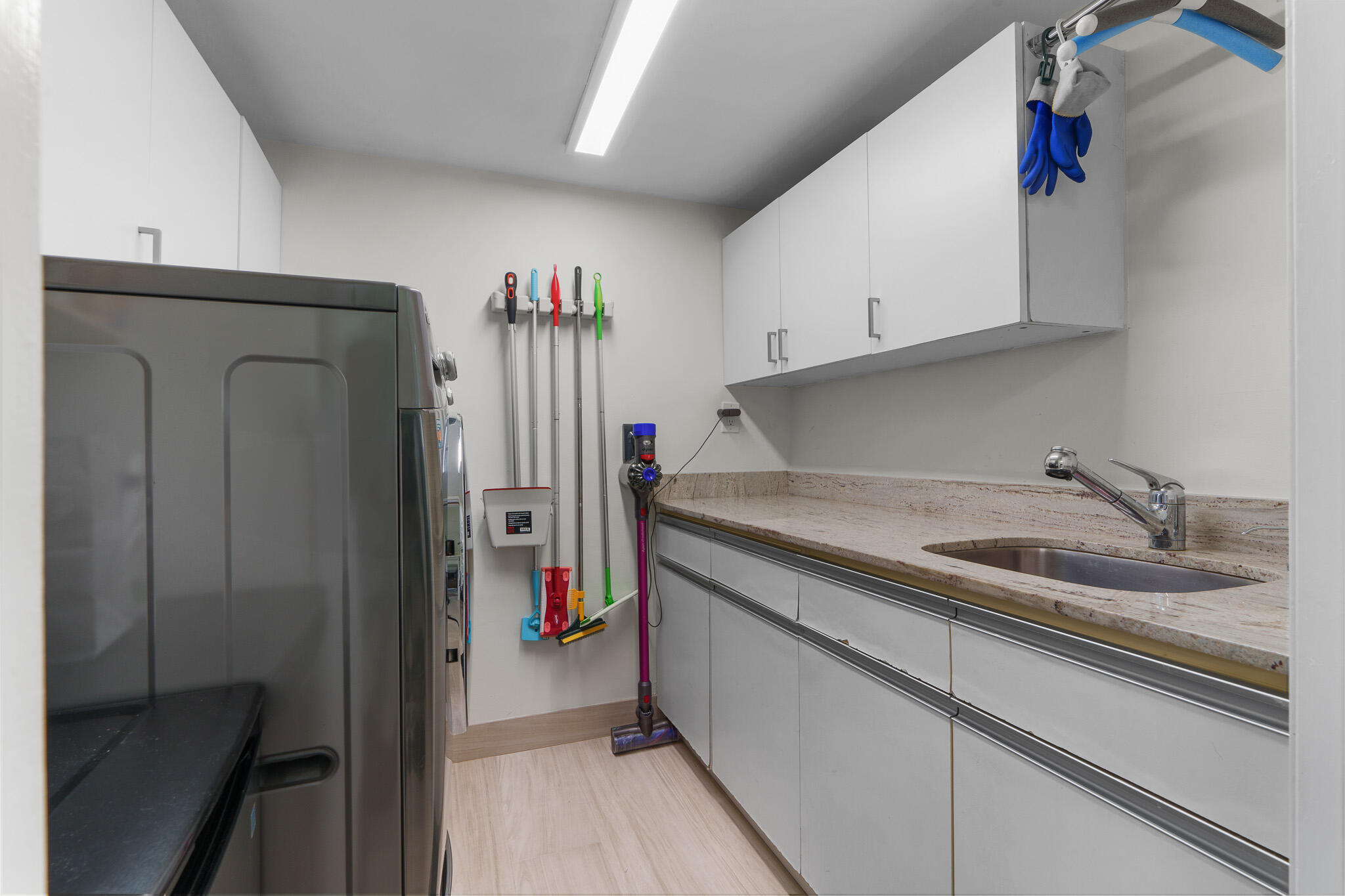 7572 Regency Lake Drive, Unit 302 Boca Raton, FL 33433 - Photo 53 of 58 DSC07969