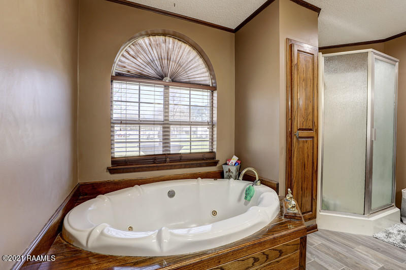 606 Kyle Landry Road New Iberia, LA 70563 - Photo 11 of 45 Gallery Image 11