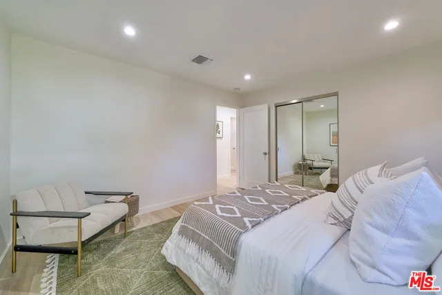 $1,549,000 | 4211 Woodland Avenue, Burbank, CA 91505