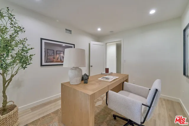 $1,549,000 | 4211 Woodland Avenue, Burbank, CA 91505