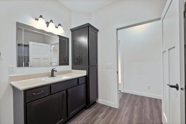 $259,000 | 800 Elm Drive, Fairfax, MN 55332