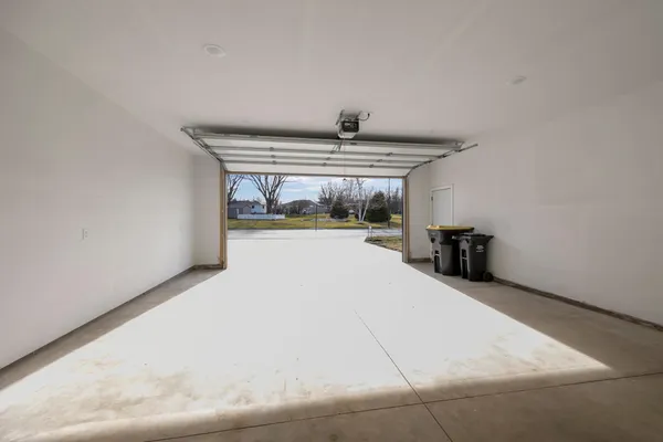 $259,000 | 800 Elm Drive, Fairfax, MN 55332