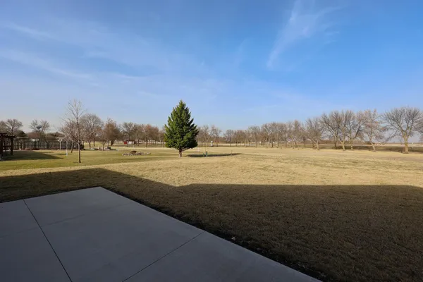 $259,000 | 800 Elm Drive, Fairfax, MN 55332