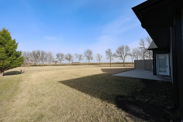 $259,000 | 800 Elm Drive, Fairfax, MN 55332