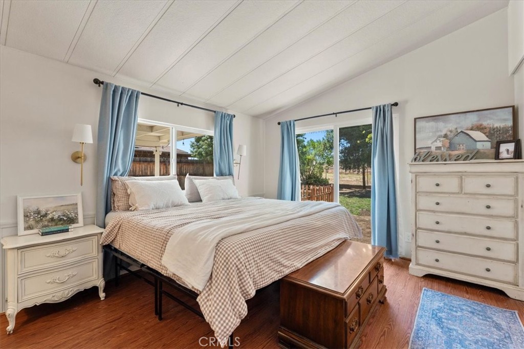 24835 Split Rail Road Wildomar, CA 92595 - Photo 20 of 36 Master bedroom.