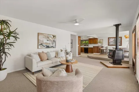 $1,550,000 | 387 1/2 Ocean View Avenue, Encinitas, CA 92024