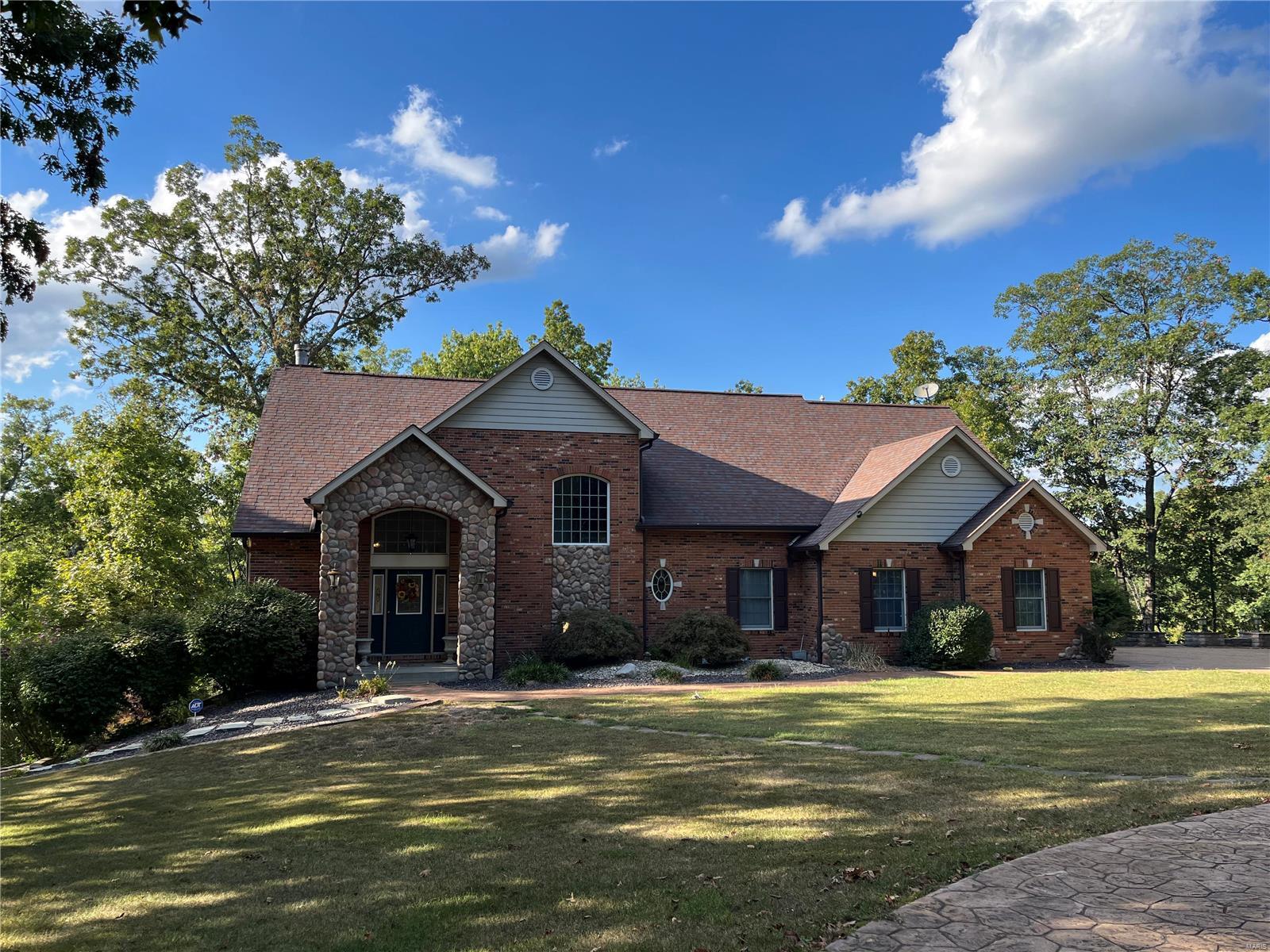 2920 Bono Road Staunton, IL 62088 - Photo 1 of 56