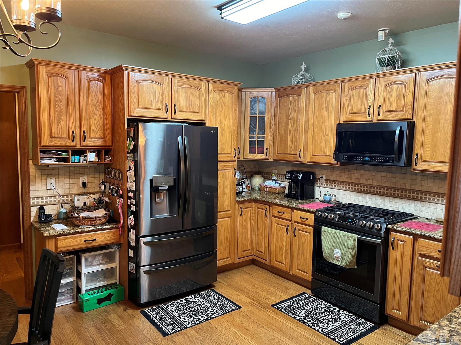 2920 Bono Road Staunton, IL 62088 - Photo 19 of 56