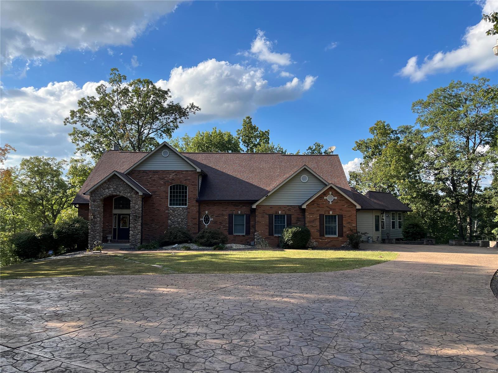 2920 Bono Road Staunton, IL 62088 - Photo 2 of 56