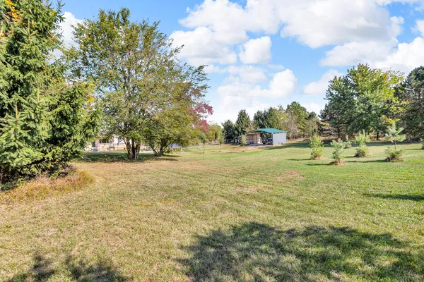 $215,000 | 7762 Coon Hill Road, Munith, MI 49259