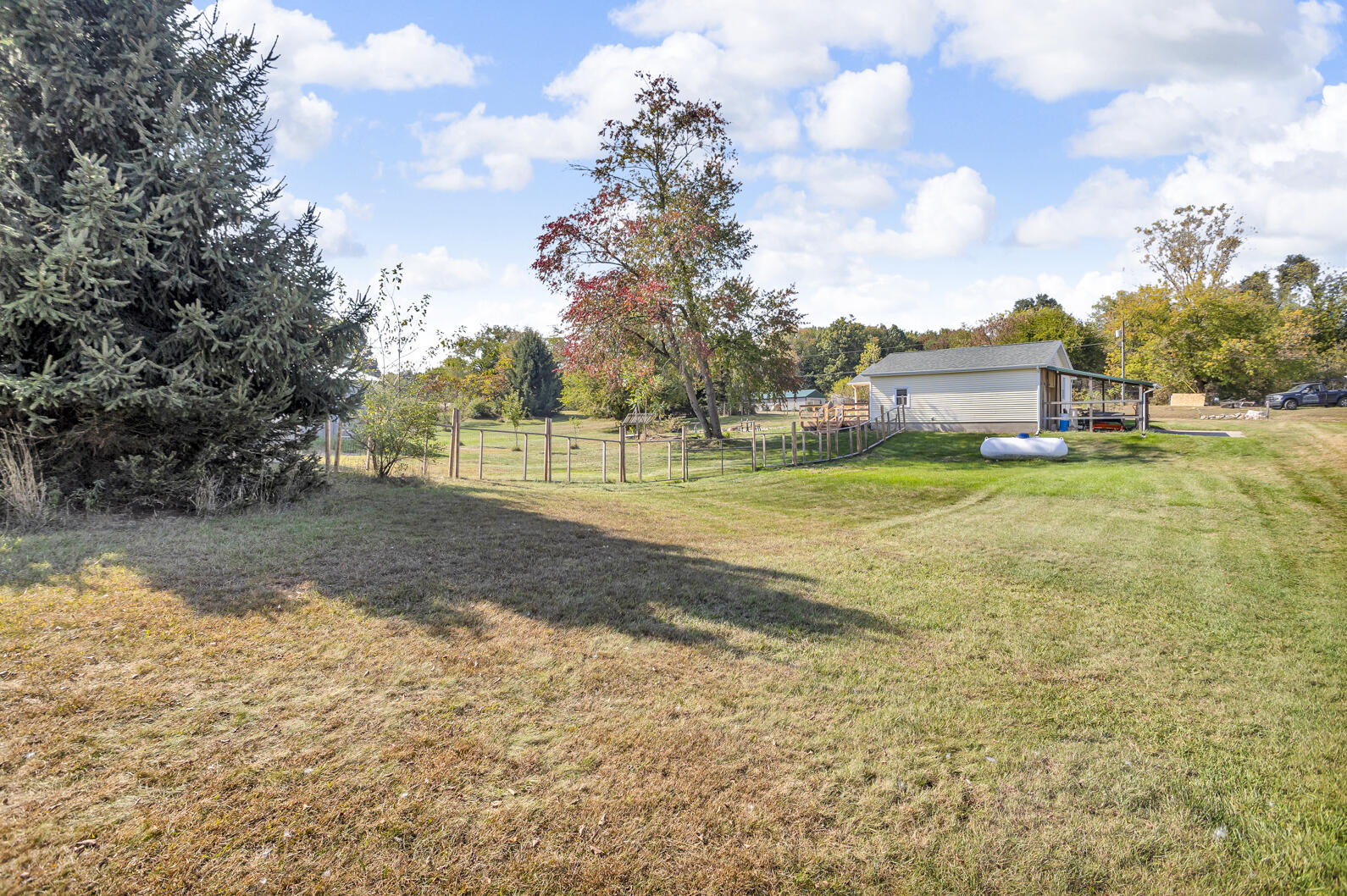 7762 Coon Hill Road Munith, MI 49259 - Photo 13 of 34 0N0A6173