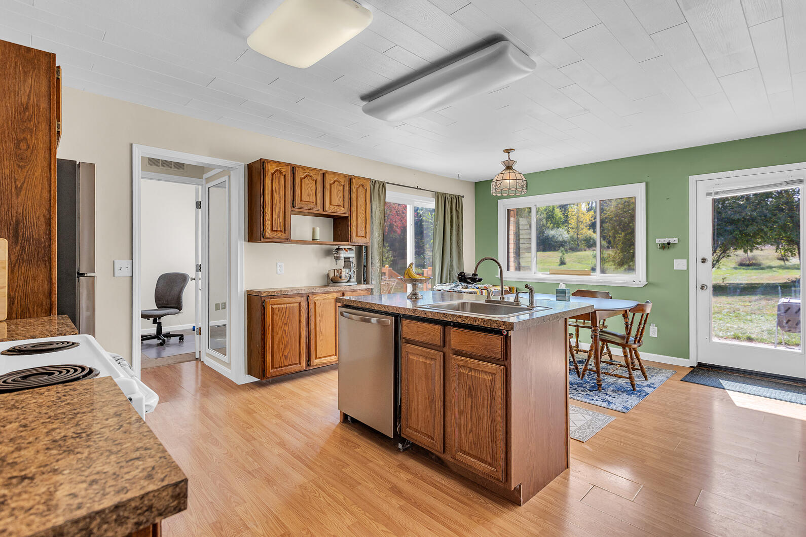 7762 Coon Hill Road Munith, MI 49259 - Photo 18 of 34 0N0A6204