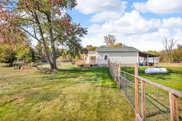 $236,900 | 7762 Coon Hill Road, Munith, MI 49259