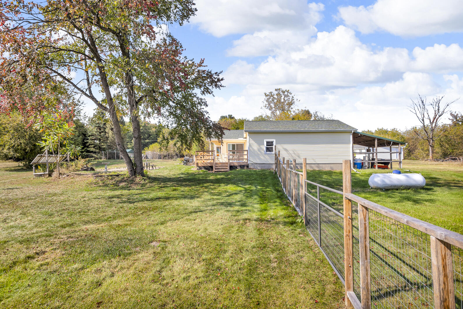 7762 Coon Hill Road Munith, MI 49259 - Photo 6 of 34 0N0A6138