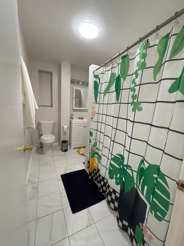 $2,495 | 2122 West Huron Street, Unit 1, Chicago, IL 60612