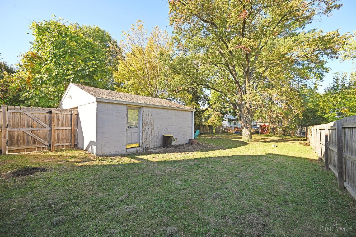 2550 Ridgeland Place Cincinnati, OH 45212 - Photo 36 of 39 Gallery Image 36