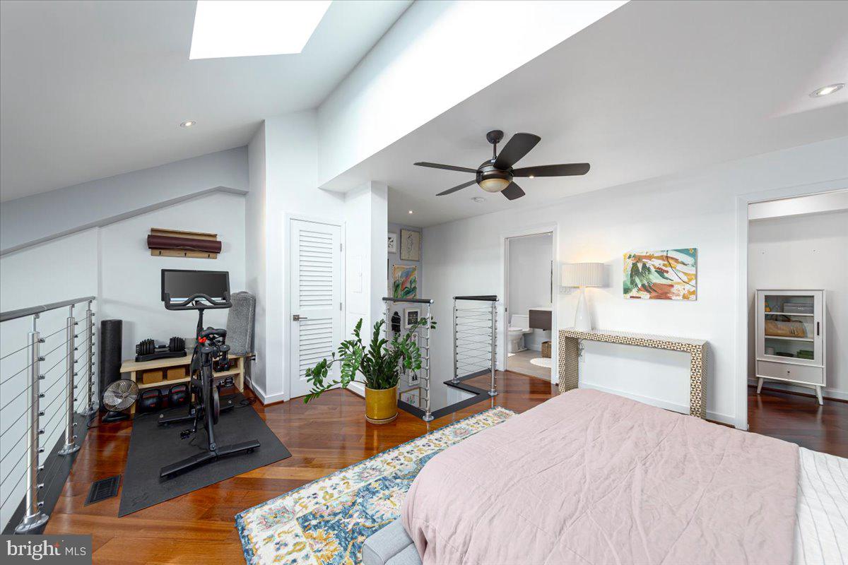 1029 North Stuart Street, Unit 704 Arlington, VA 22201 - Photo 23 of 44