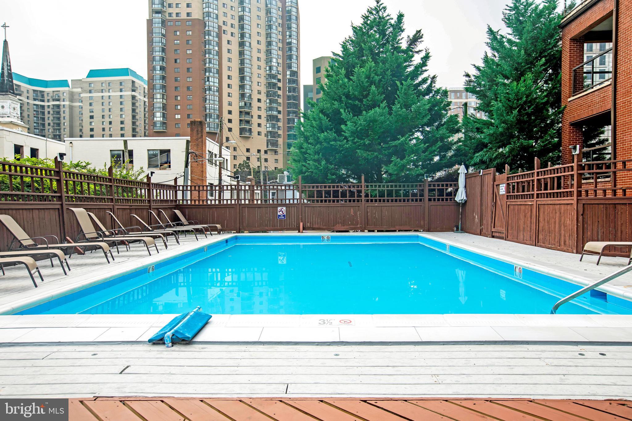 1029 North Stuart Street, Unit 704 Arlington, VA 22201 - Photo 31 of 44