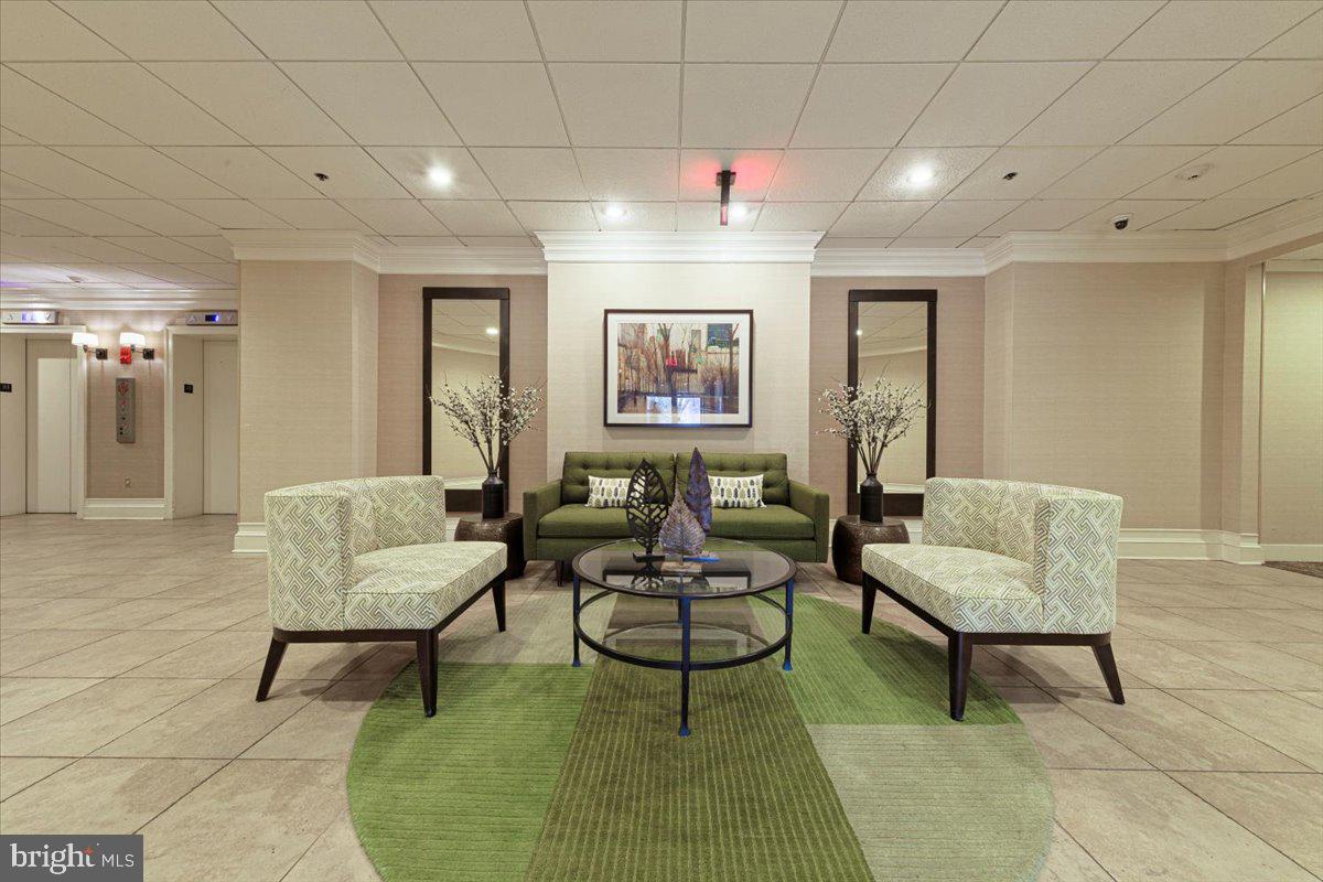 1029 North Stuart Street, Unit 704 Arlington, VA 22201 - Photo 33 of 44