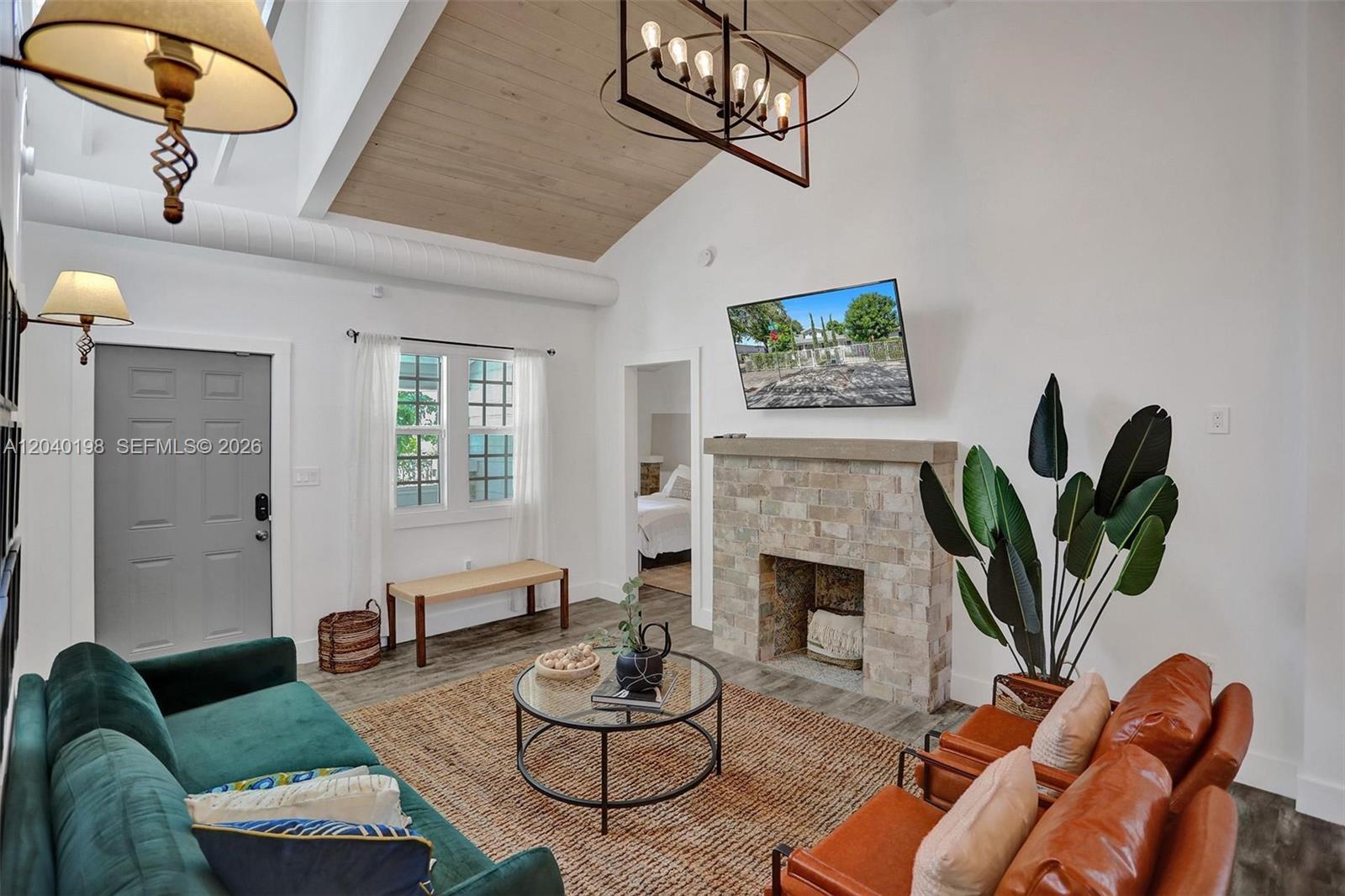 421 Northeast 70th Street Miami, FL 33138 - Photo 23 of 51