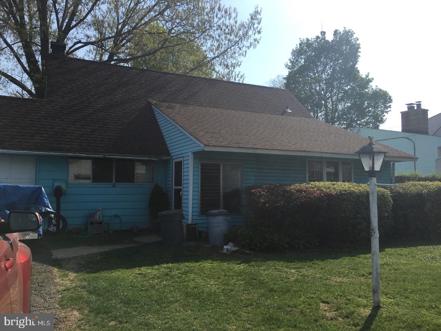 23 Harbor Road Levittown, PA 19056 - Photo 1 of 1 Front Yard