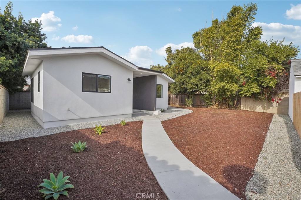 9203 Chaney Avenue Downey, CA 90240 - Photo 26 of 52