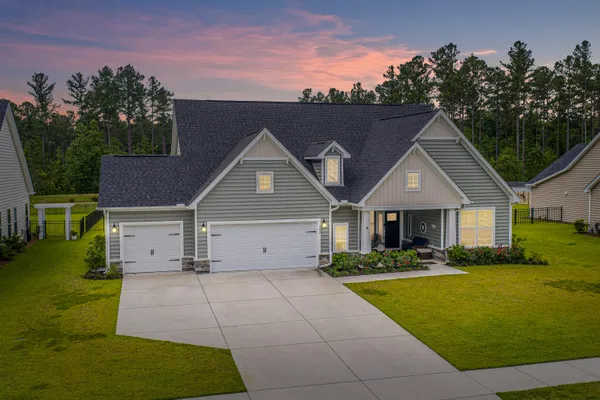 $779,999 | 202 Huguenot Trail, Huger, SC 29450